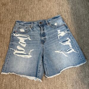 American Eagle Denim Baggy Mom Short